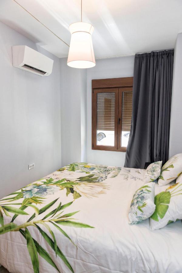 Apartamentos Onnight Malaga Exterior photo